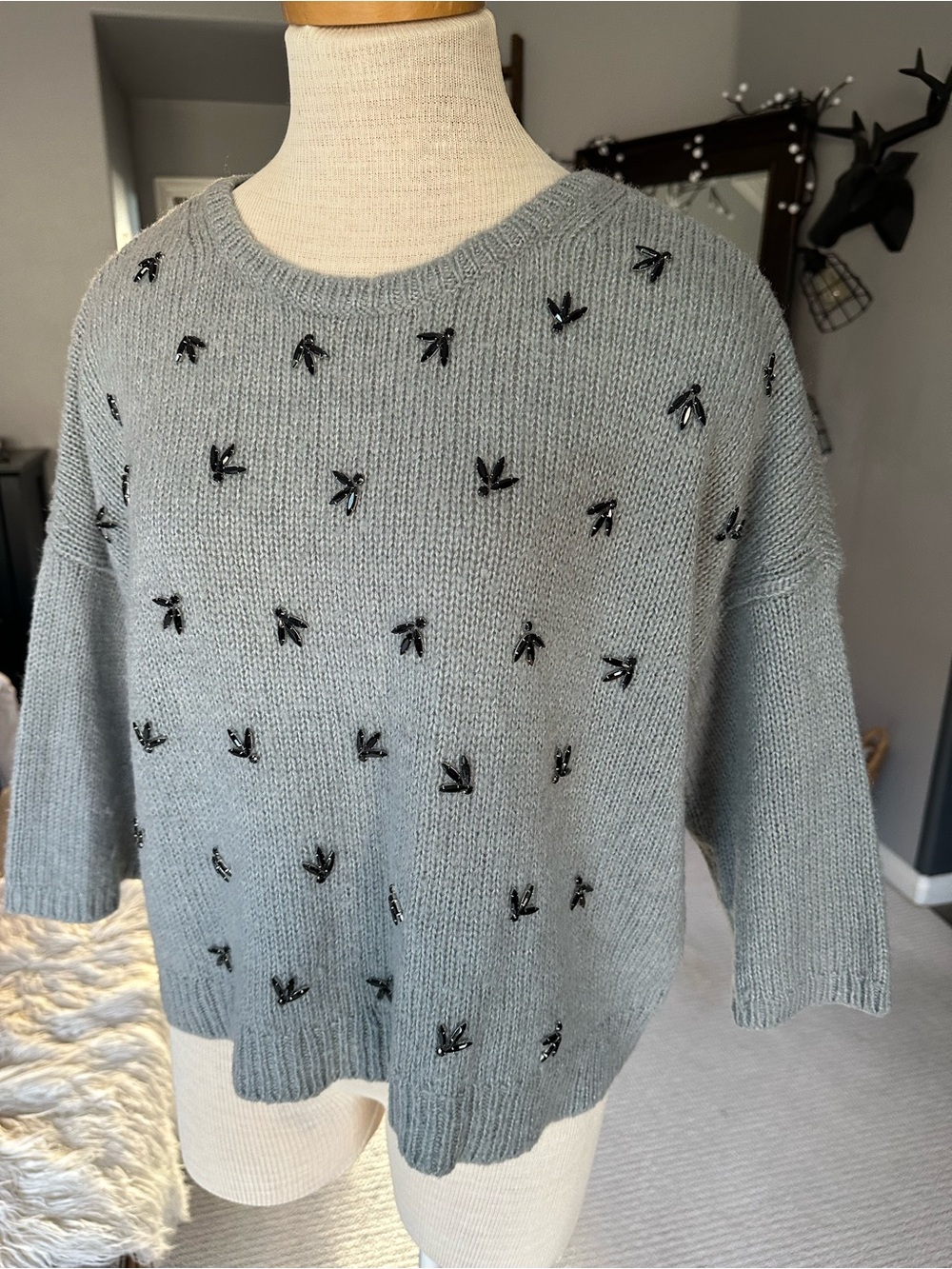 Ann Taylor Embellished Crewneck Sweater size large - Picture 5 of 13